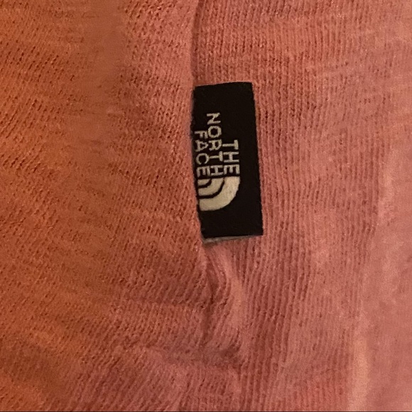 The North Face Pink Short Sleeve Shirt Loose Fit Large Outdoor Tee - Picture 3 of 4